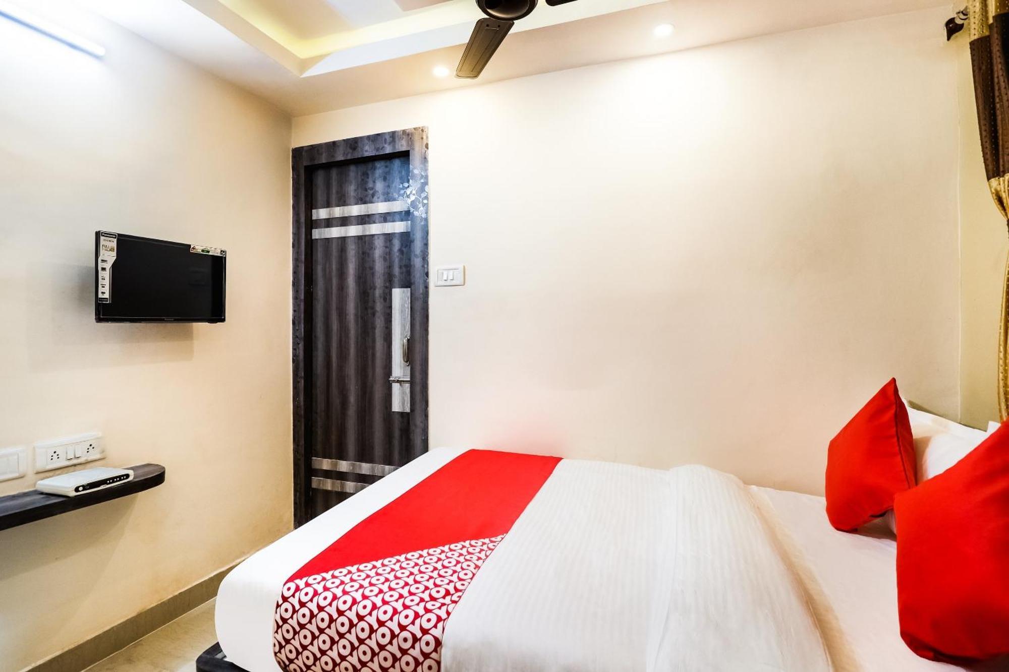 Hotel O Kuber Residency Near Birla Mandir Kolkata Exterior photo